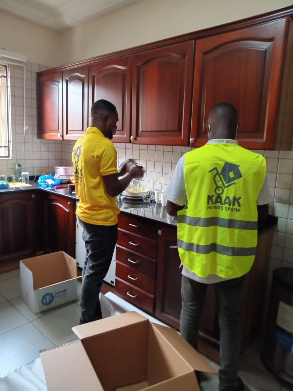 Full Packing Service — Tema Community 25